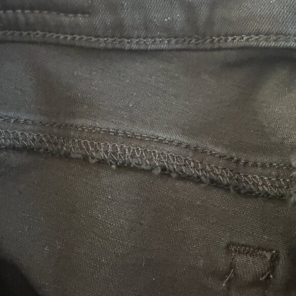 AG The Farrah Skinny Ankle High-Rise Skinny Ankle - Picture 8 of 8